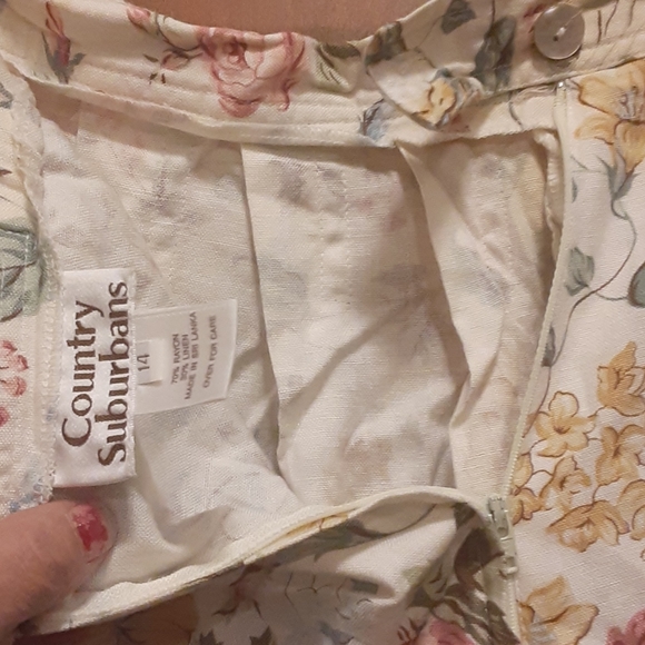 Floral skirt with pockets - Picture 2 of 2